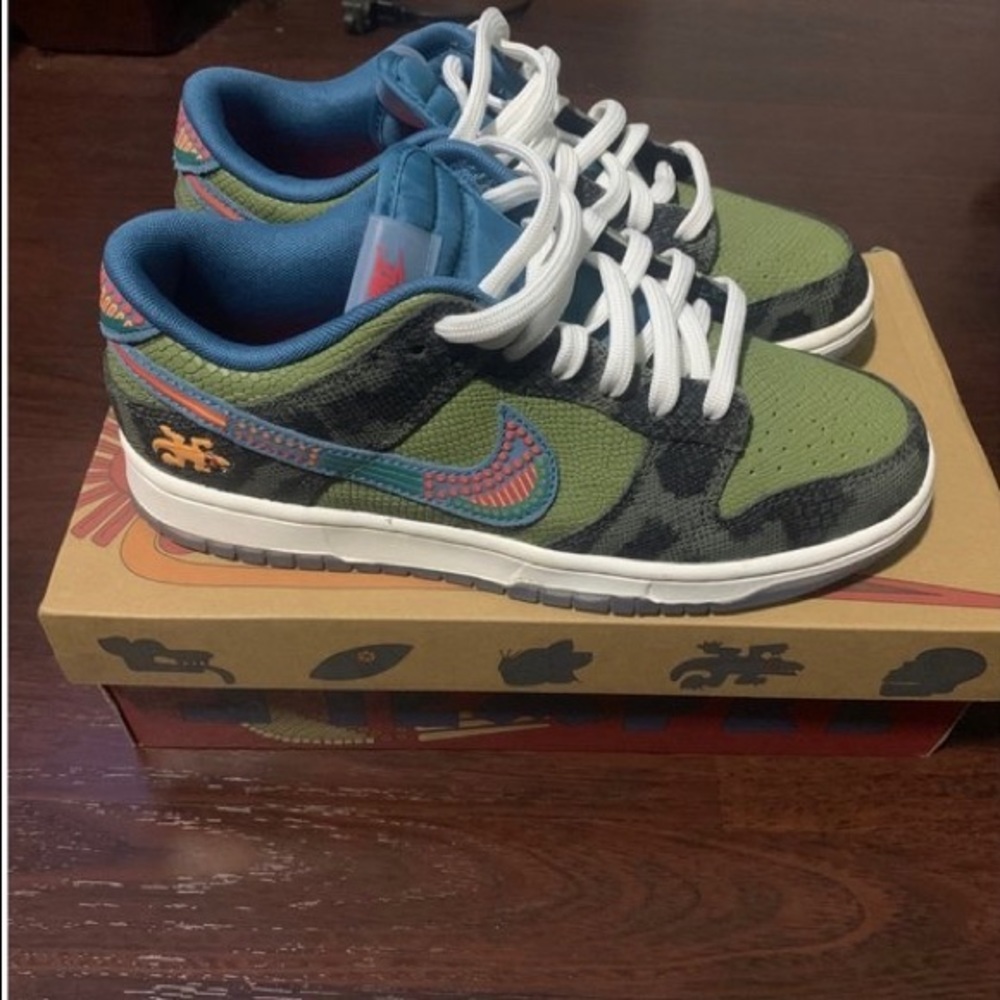 Nike Sb Low Dunks “Day of the Dead”